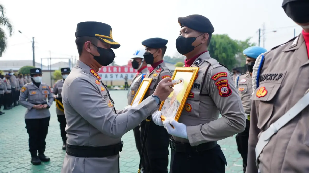 Polresta Karawang PTDH 2 Personel Terlibat Pencurian Kendaraan Bermotor