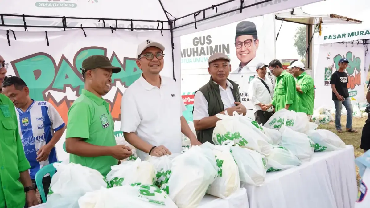 Pasar Murah PKB Karawang Beras 5 Liter dan Minyak Goreng Dibanderol Rp45 Ribu Pasar Murah PKB