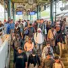 Stasiun Karawang dan Stasiun Cikampek