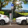 Mobil hybrid dengan kabin luas semakin menarik untuk perjalanan akhir pekan