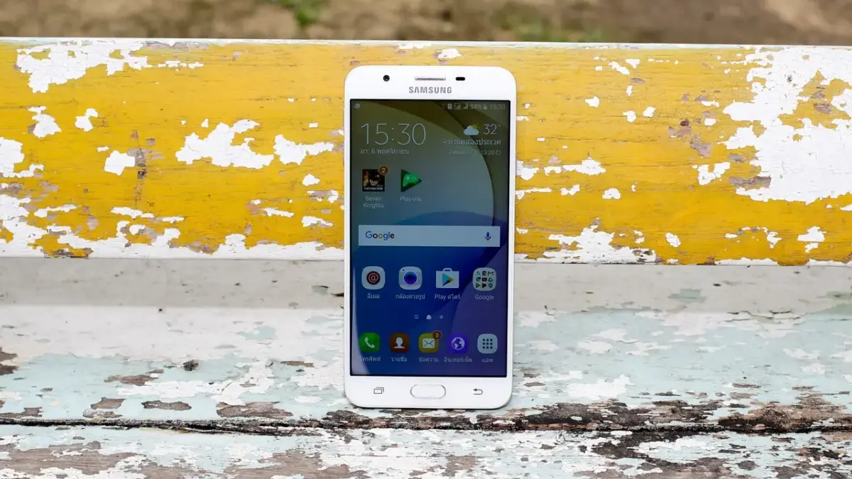 Foto yang terhapus dari HP Android belum tentu langsung hilang permanen.