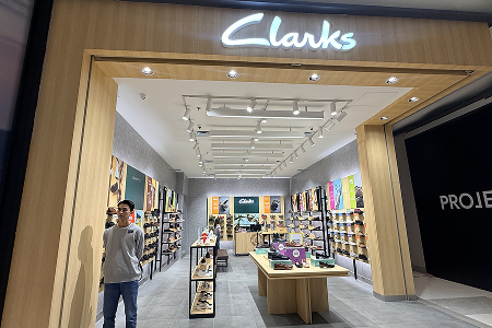 Satu Langkah Lebih dengan Kenyamanan, Clarks di Summarecon Mall Bekasi Punya Koleksi Sepatu Kulit Elegan!