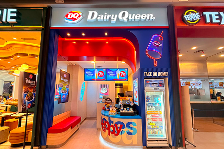 Es Krim Soft Serve Ikonik dan Blizzard Dibalik Tanpa Tumpah di Dairy Queen Summarecon Mall Bekasi!