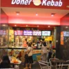 Kebab Daging Panggang Rempah, Doner Kebab di Summarecon Mall Bekasi Punya Menu Timur Tengah!
