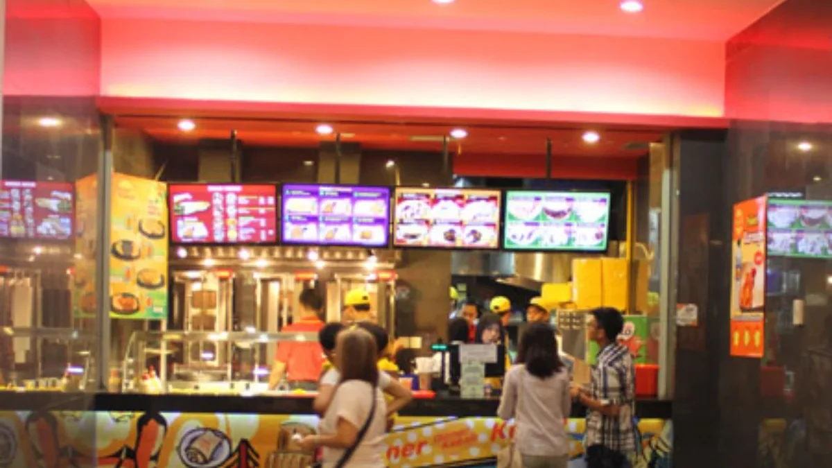 Kebab Daging Panggang Rempah, Doner Kebab di Summarecon Mall Bekasi Punya Menu Timur Tengah!