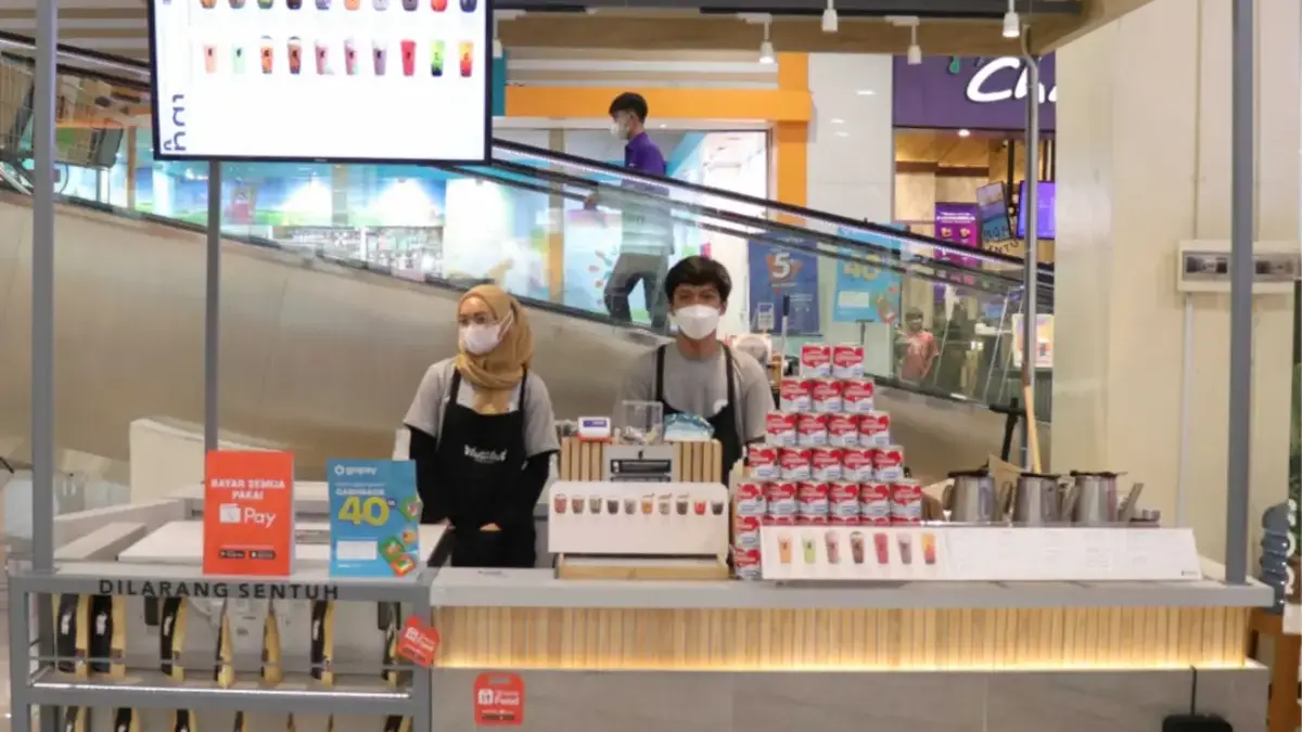 Nikmati Kesegaran Teh Thailand Kekinian di Dum Dum Thai Drinks Living World Grand Wisata!