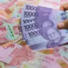 Membuat anggaran keuangan pribadi membantu seseorang mengetahui ke mana uang digunakan.